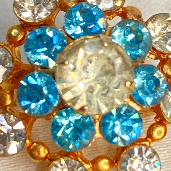 Tiny Brooch Starburst Flower Blue & White Rhinestones - Picture 3 of 6